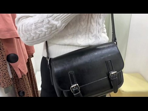 ❤️ Јавна мастурбација на младата кучка FeralBerry со дилдо во фитинг просторијата ❤❌ Секс видео на mk.xxxomg.ru ☑